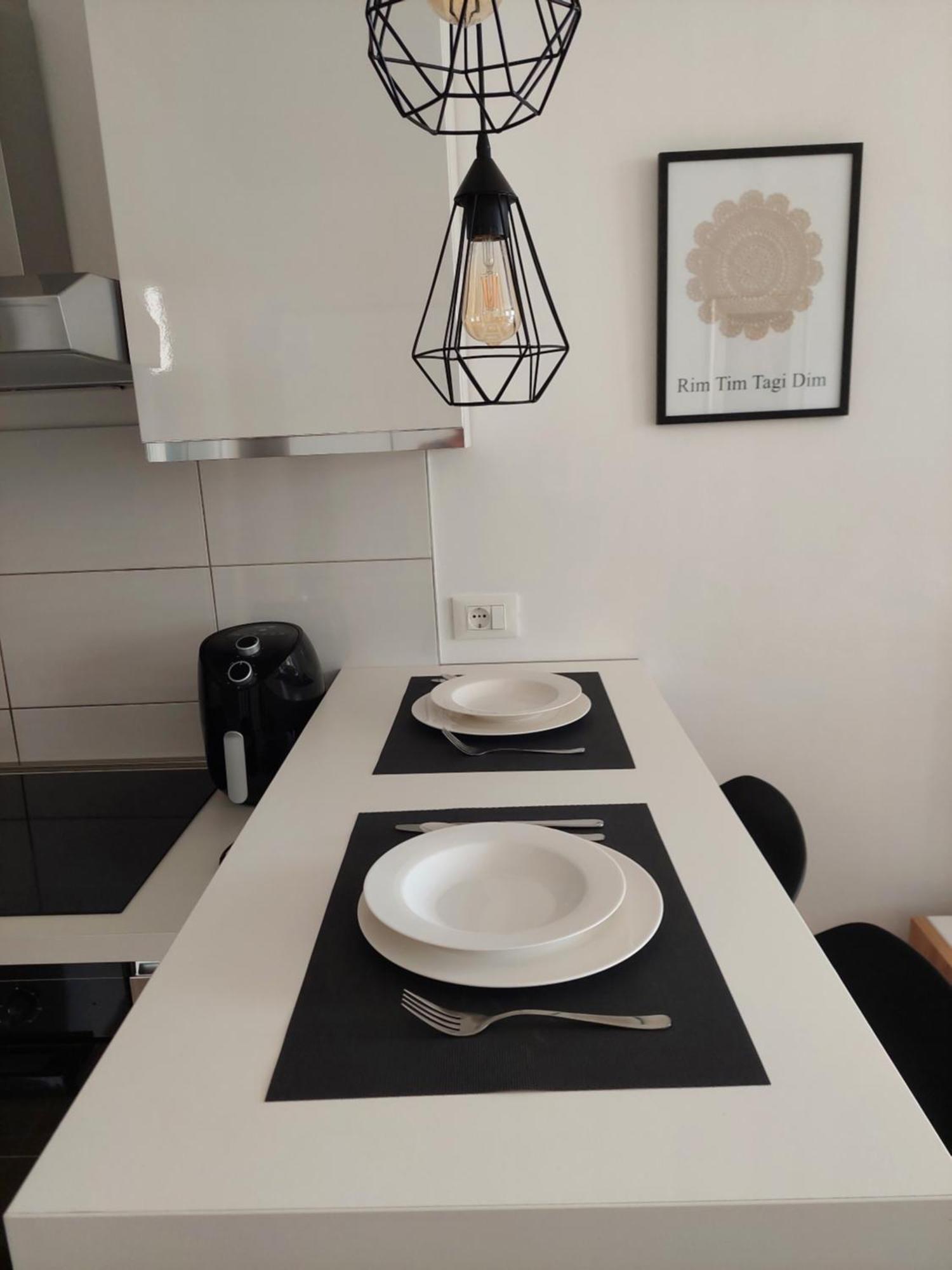 Studio Apartman Kiara Bol Eksteriør billede